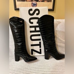 SCHUTZ Maryann Block Wide Crocodile Boot